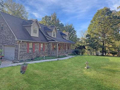 Property at 127 Lena Sykes Rd, Dover, TN