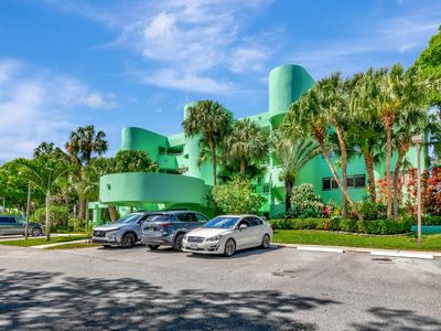 5884 Morningstar Circle #303