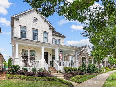 7732 Waverly Walk Ave