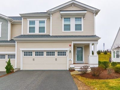 22 Locust Ln #22