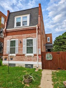 2913 Gasconade St