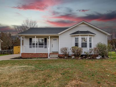 2403 Willow Dr