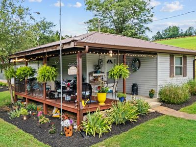 7055 Maysville Rd