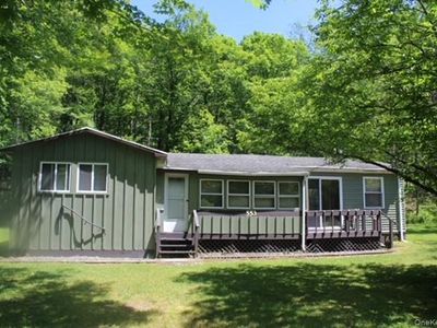 553 Friedenstein Road