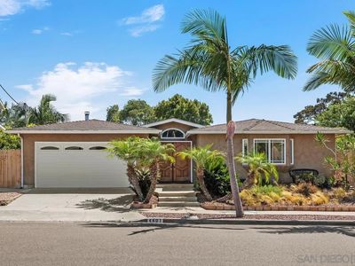 4461 Pavlov Ave