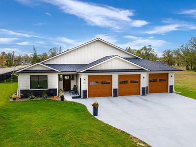 302 Shortcut Ln SW