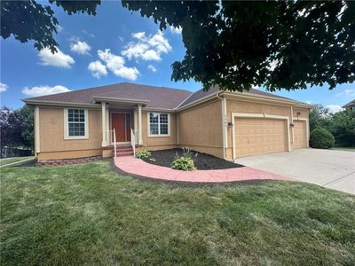 2405 SW Stone Bridge Cir