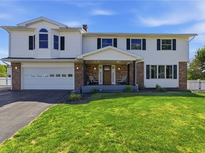 977 Barclay Rd