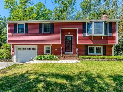 36 Carl Rd