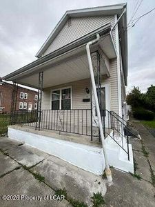 95 E Columbus Ave