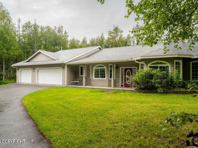 2004 N Saddle Horse Dr