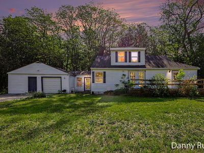 1430 Delz Dr