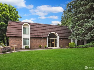 11208 NE 68th Street #117