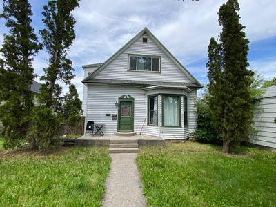 528 S 5th St W