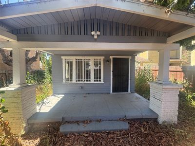 788 E 40th Pl