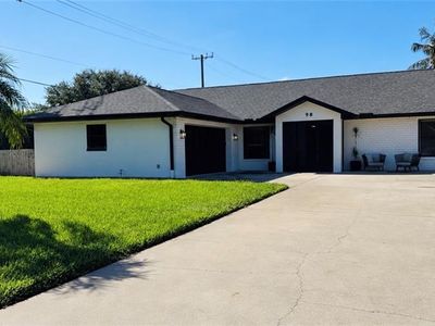 98 Chardon PL