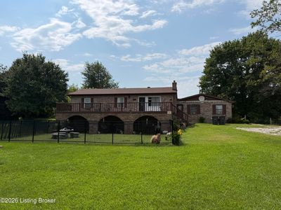 Property at 160 Carter Dr, Vine Grove, KY