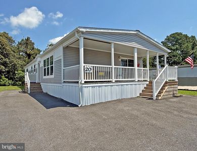 20 Carriage Ln