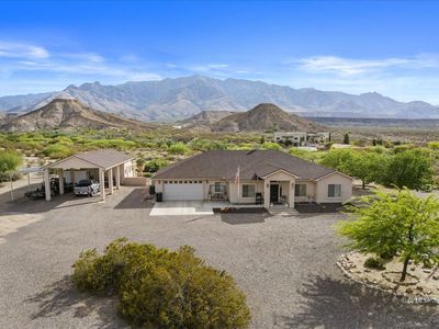 3883 W Valley View Rd