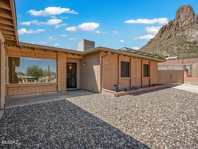3235 W Dakota Pl