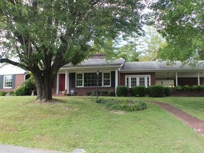 Property at 113 Hollywood Dr, Middlesboro, KY