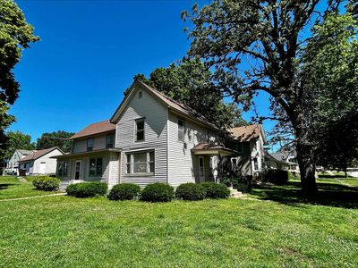 Property at 126 E 6th St, Pecatonica, IL