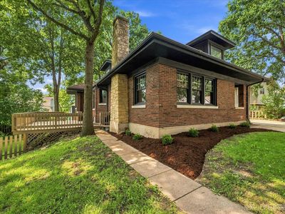 Property at 609 S 5th Ave, Saint Charles, IL