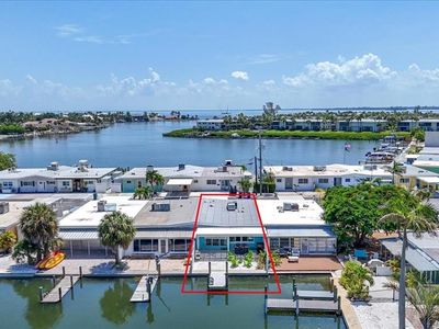 18 Seaside Ct