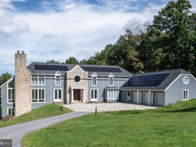 3 Forest Rd