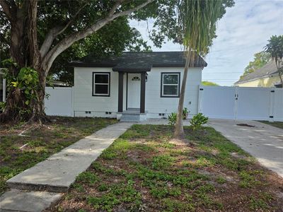 2590 18th Ave N