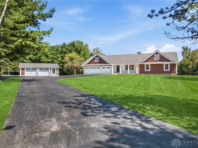 647 E Mount Pleasant Rd