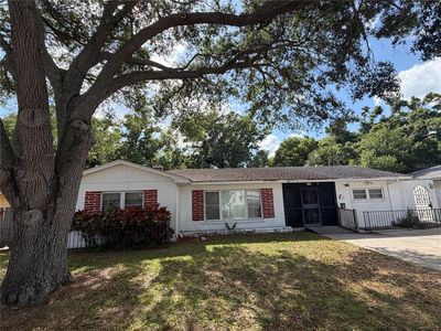 104 N Orion Ave