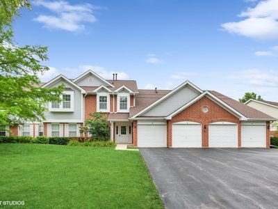 240 Ashbury Ln W APT 6