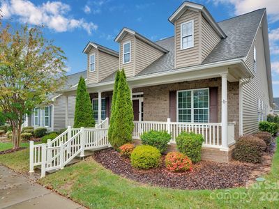 17721 Morehampton Ave