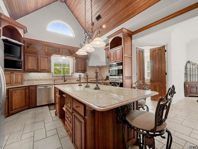 4509 Bluebonnet Rd