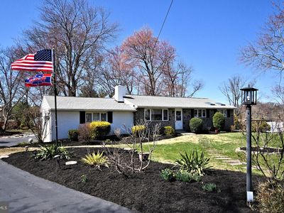 23 Ashwood Ln