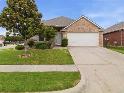6803 Hillwood Dr