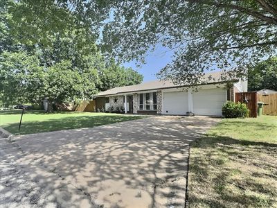Property at 2304 SE 10th St, Mineral Wells, TX