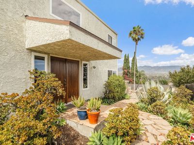 2220 Loveland Dr