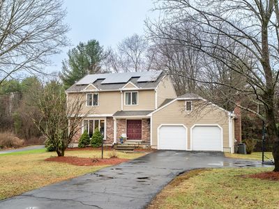 6 Flanagan Dr
