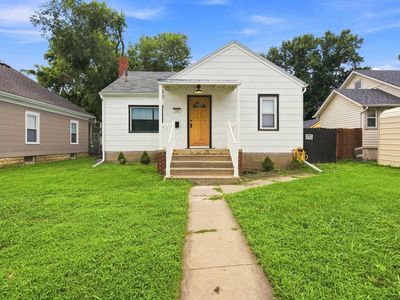 723 W 5th St
