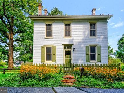 113 Race St