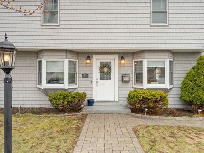 11 Lawson Ave