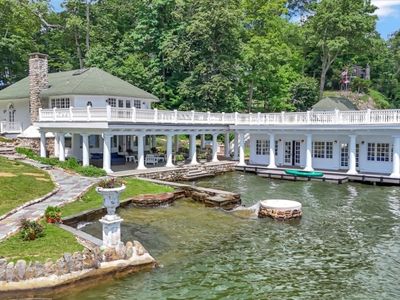 45 Raccoon Island Rd