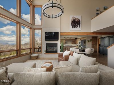 1554 Aerie Dr