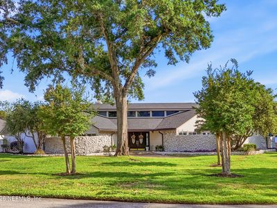 7911 HUNTERS GROVE Road