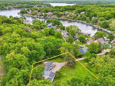 28 Tla Lake Shore Dr