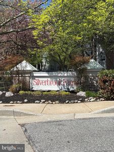 4409 Silverbrook Ln #304