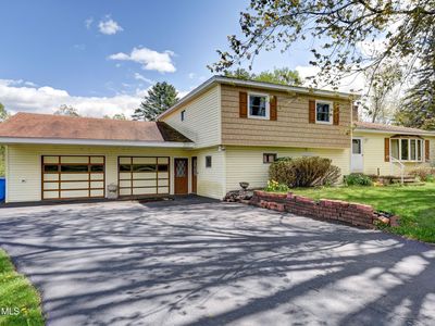 Property at 905 Midline Road, Amsterdam, NY