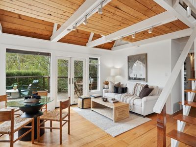 925 W California Ave